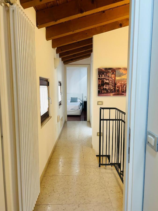 Vittoria Apartment *