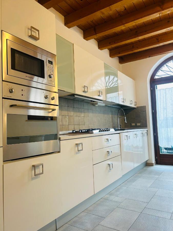 Vittoria Apartment *
